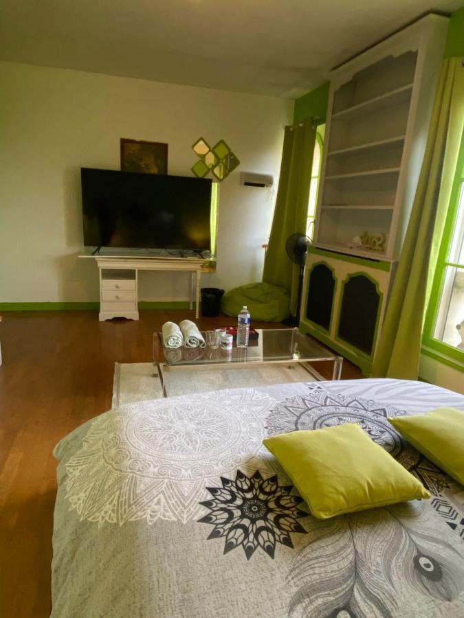 La Demeure D'Iris Bed & Breakfast Bougival Exterior photo