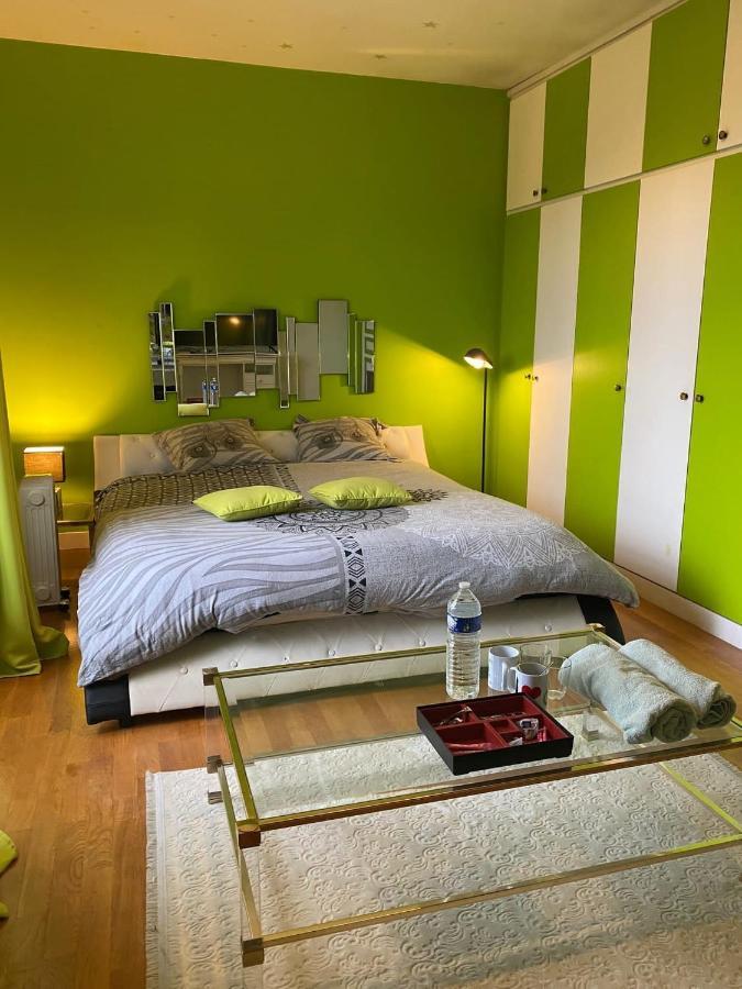 La Demeure D'Iris Bed & Breakfast Bougival Exterior photo
